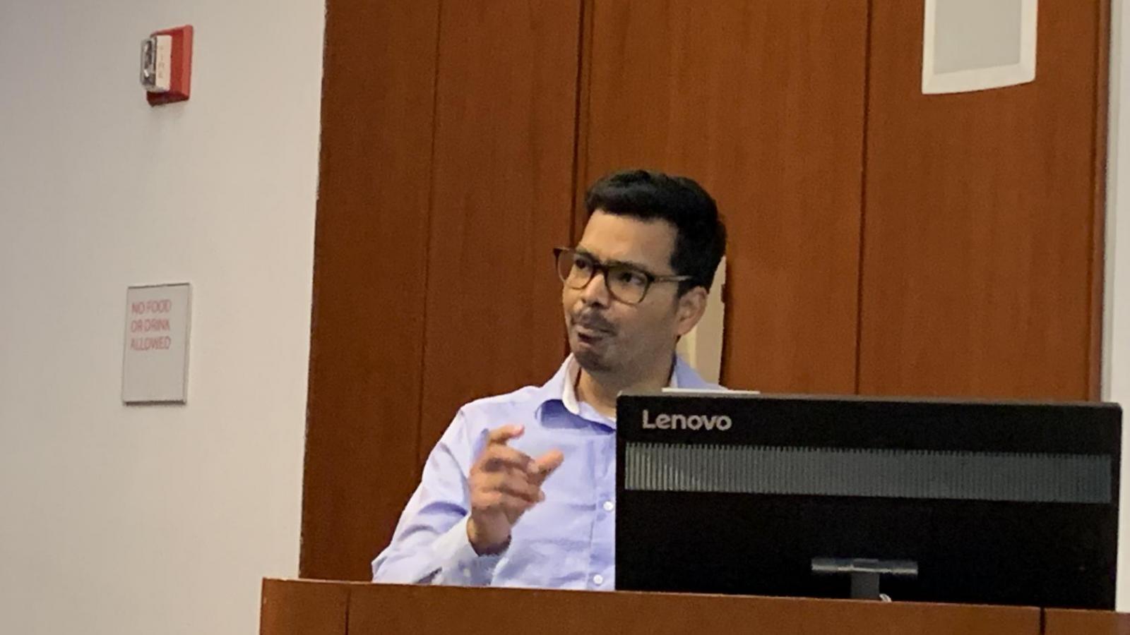 Dr. Chaudhary presenting at the 2021 Oncology/CRR Research Retreat